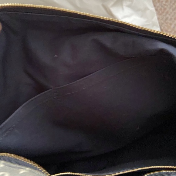 Louis Vuitton handbag and wallet. - Picture 6 of 14